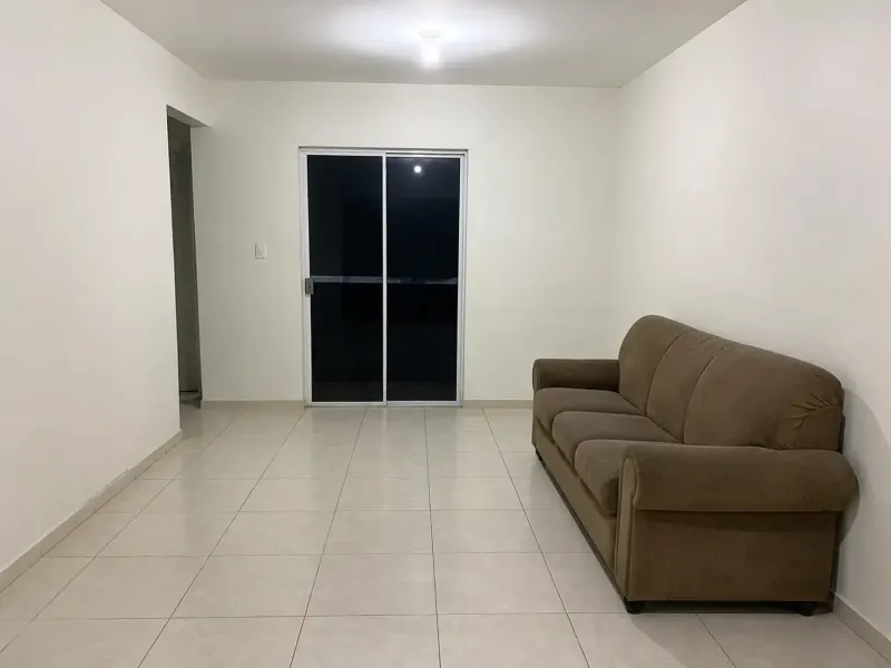 Empty & dull — Interior Designer