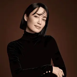 Elegant Minimal Luxe